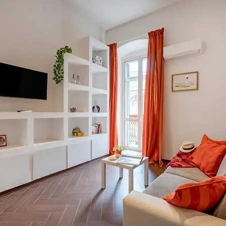 Apartman Guesthost - Nina - Your Comfort In The Heart Of