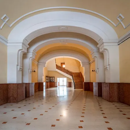 Apartamento Guesthost - Nina - Your Comfort In The Heart Of Bari