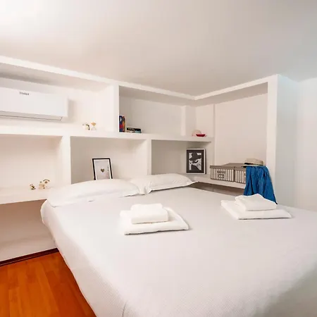 Guesthost - Nina - Your Comfort In The Heart Of *