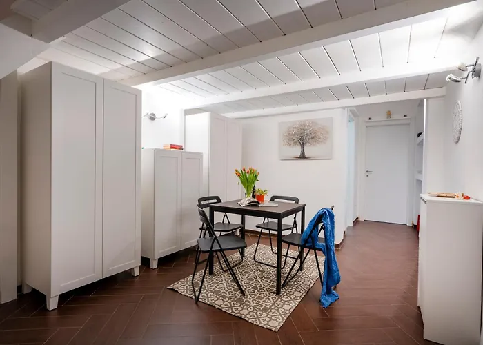 Guesthost - Nina - Your Comfort In The Heart Of *